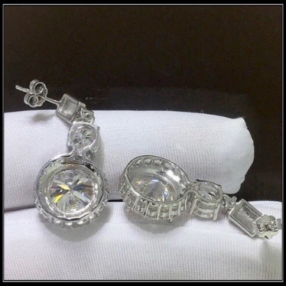 New 6CT Simulated Diamond Halo Silver Platinum Chandelier Earrings - Picture 6 of 7